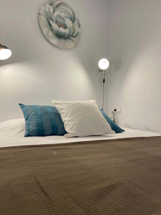 New Townhouse In The Heart Of Nerja With Jacuzzi Villa Buitenkant foto