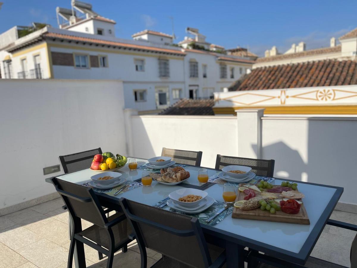 New Townhouse In The Heart Of Nerja With Jacuzzi Villa Buitenkant foto