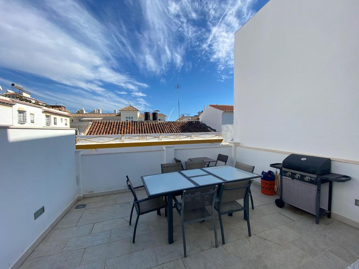 New Townhouse In The Heart Of Nerja With Jacuzzi Villa Buitenkant foto