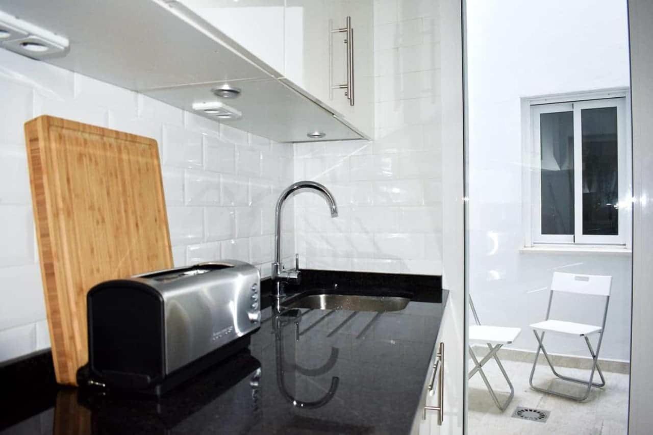 New Townhouse In The Heart Of Nerja With Jacuzzi Villa Buitenkant foto