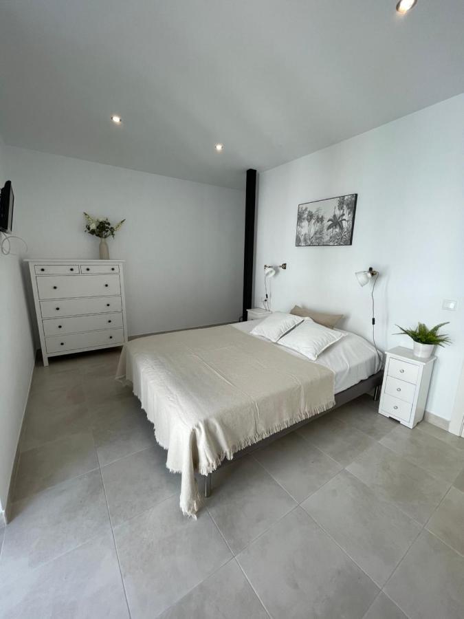 New Townhouse In The Heart Of Nerja With Jacuzzi Villa Buitenkant foto